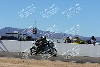 media/Feb-11-2024-CVMA (Sun) [[883485a079]]/Race 11 Amateur Supersport Open/